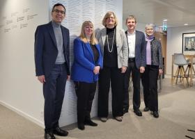 Besuch beim ÖRK: Christian Müggler (v.l.), Direktorin Marianne Ejdersten, Ursula Schmitt, Roberto Rossi und Martine Schneider.