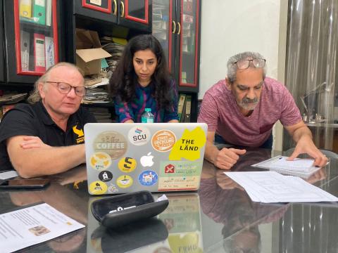 Entwicklungsunterstützung im Globalen Süden: Mathias Kaps (l.) von Starkmacher Impact3 bei Projektpartnern in Ägypten.