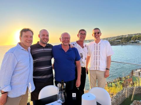 Gespräch mit Nadim Ammann, Diözesanstellenleiter Weltkirche im Erzbistum Köln, für zukünftige Projekte (v.l. Frank Jungmann, Bernard Sachet, Mathias Kaps, Markus Gomer, Nadim Ammann).