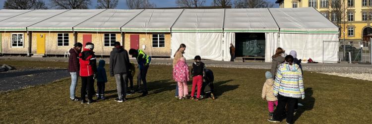 Container-Unterkunft für 600 geflüchtete Ukrainer in Tiefenau bei Bern