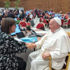 Margaret und Papst Franziskus bei der Synode 2024